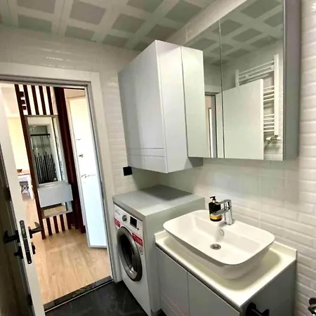 Vera Suites *